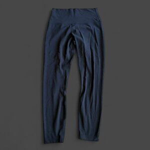 Lululemon black leggings size 6 #yoga #activewear #leggings